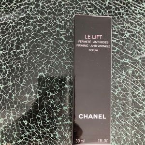 Le Lift by Chanel. Firming Anti-wrinkle serum